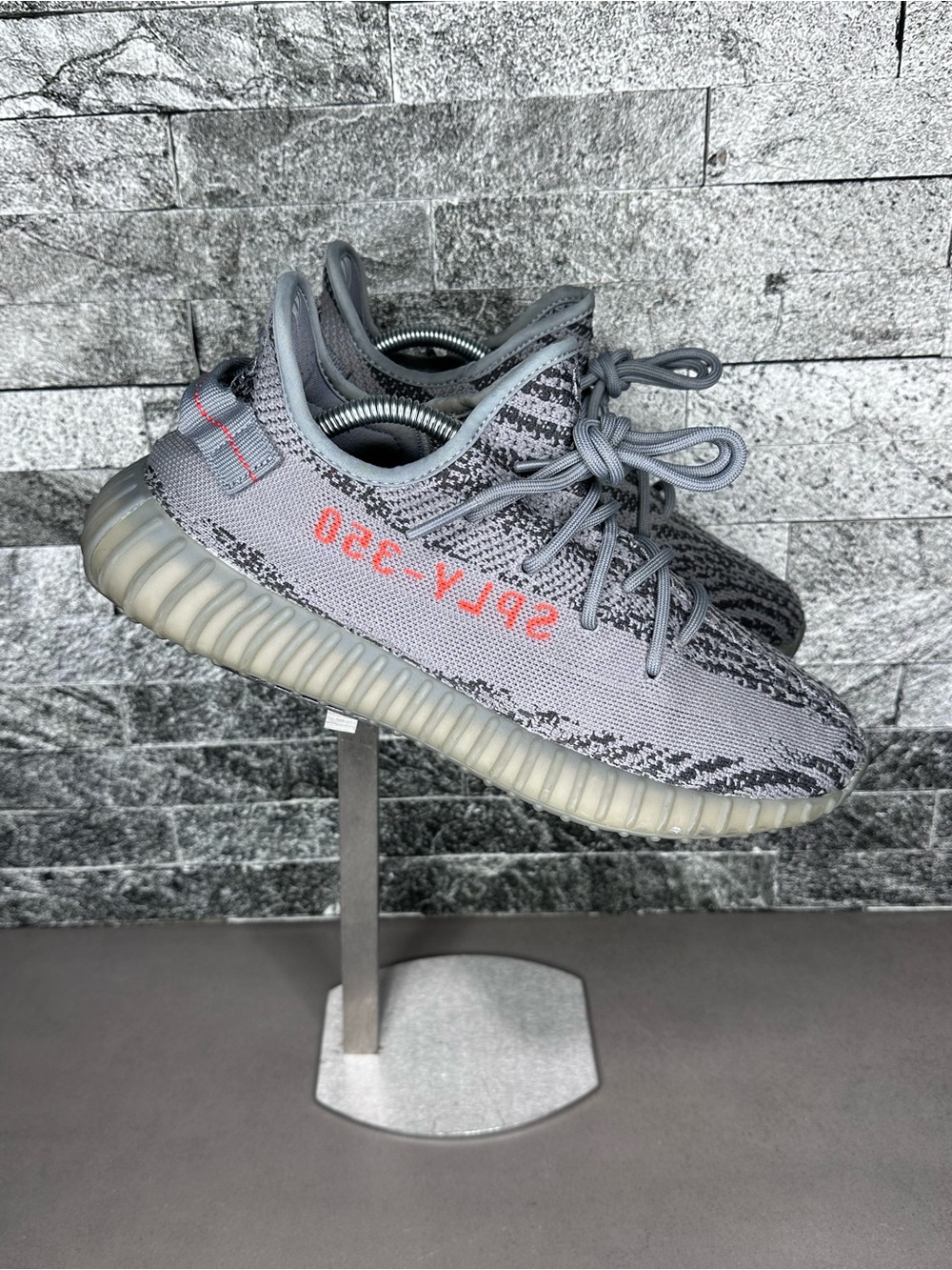 Adidas Yeezy Boost 350 V2 Beluga 2.0 - M10.5